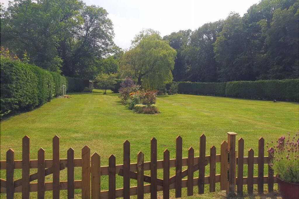 Ashwood Holiday Cottage. แอชฟอร์ด ภายนอก รูปภาพ